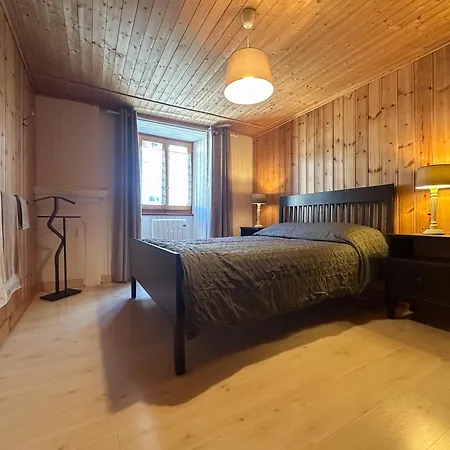 Authentique Au Coeur Du Gd-st-bernard Liddes